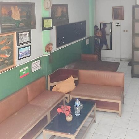 Hotel Arimbi 3 RedPartner Bandung Exterior foto